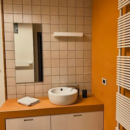 Luxury Daisy Apartment